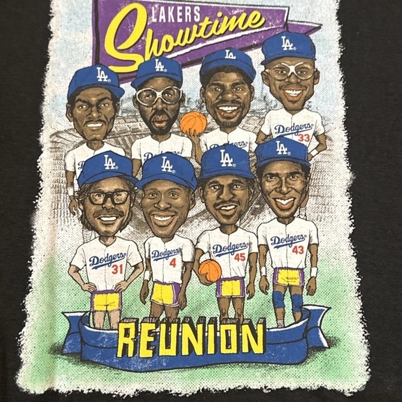 MLB LA Dodgers Lakers Showtime Reunion Shirt XL Black Short Sleeve Graphic World - Picture 2 of 4